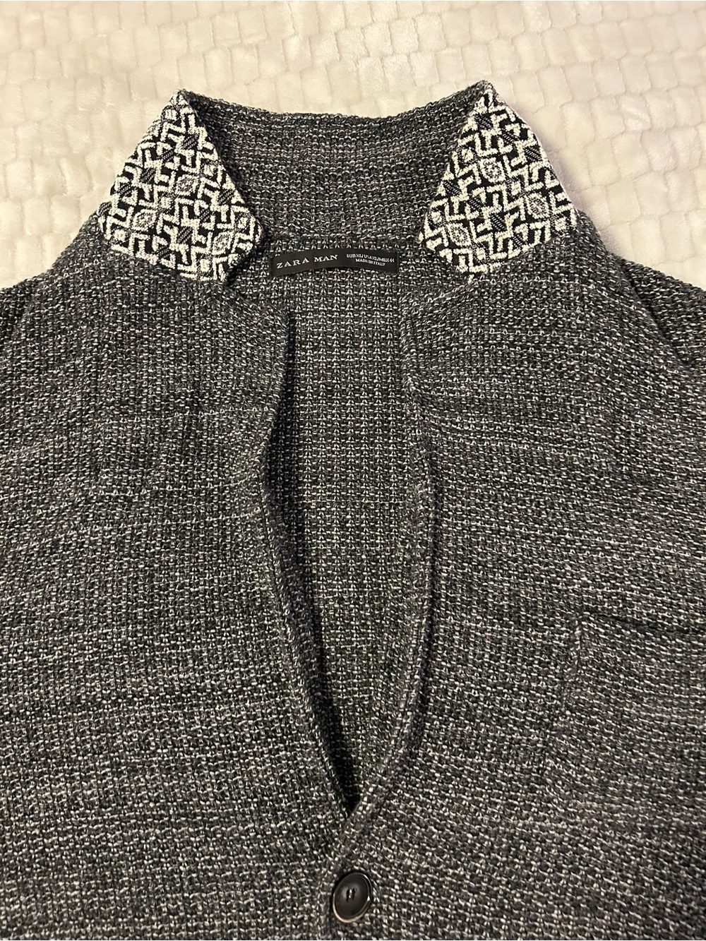Zara Man Black and White Knit Cardigan Label Detail